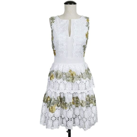 Diane Von Furstenberg Dress 2 White Eyelet Gold Metallic Embroidered Tiered Mini - Picture 1 of 8